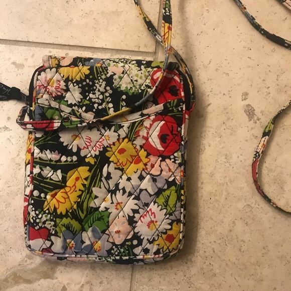 Vera Bradley Red Poppy Fields Floral Crossbody Bag - Picture 5 of 5